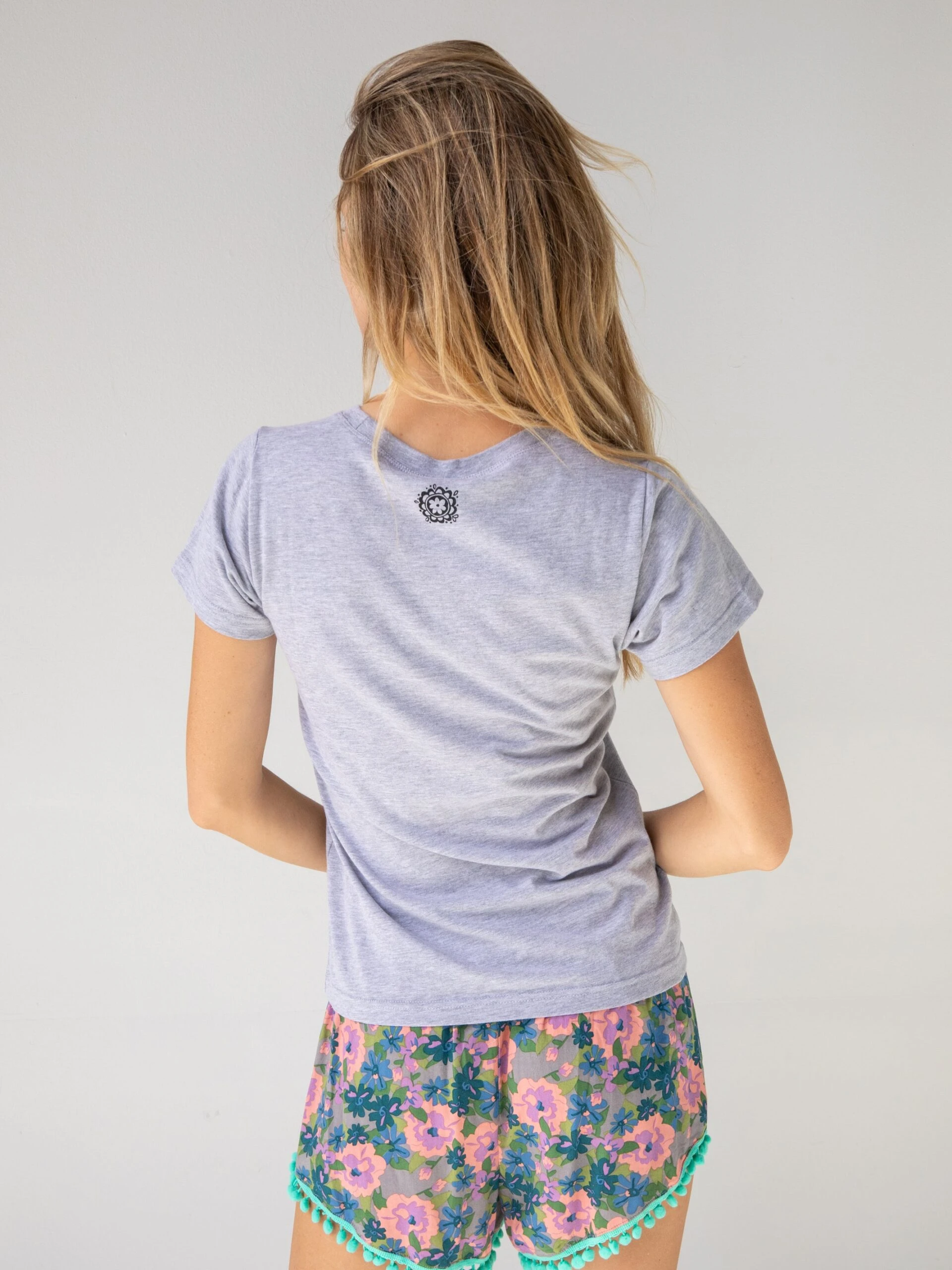 Natural Life Perfect Fit Tee Shirt - Live Happy Wreath 3 Natural Life Perfect Fit Tee Shirt - Live Happy Wreath - Image 3