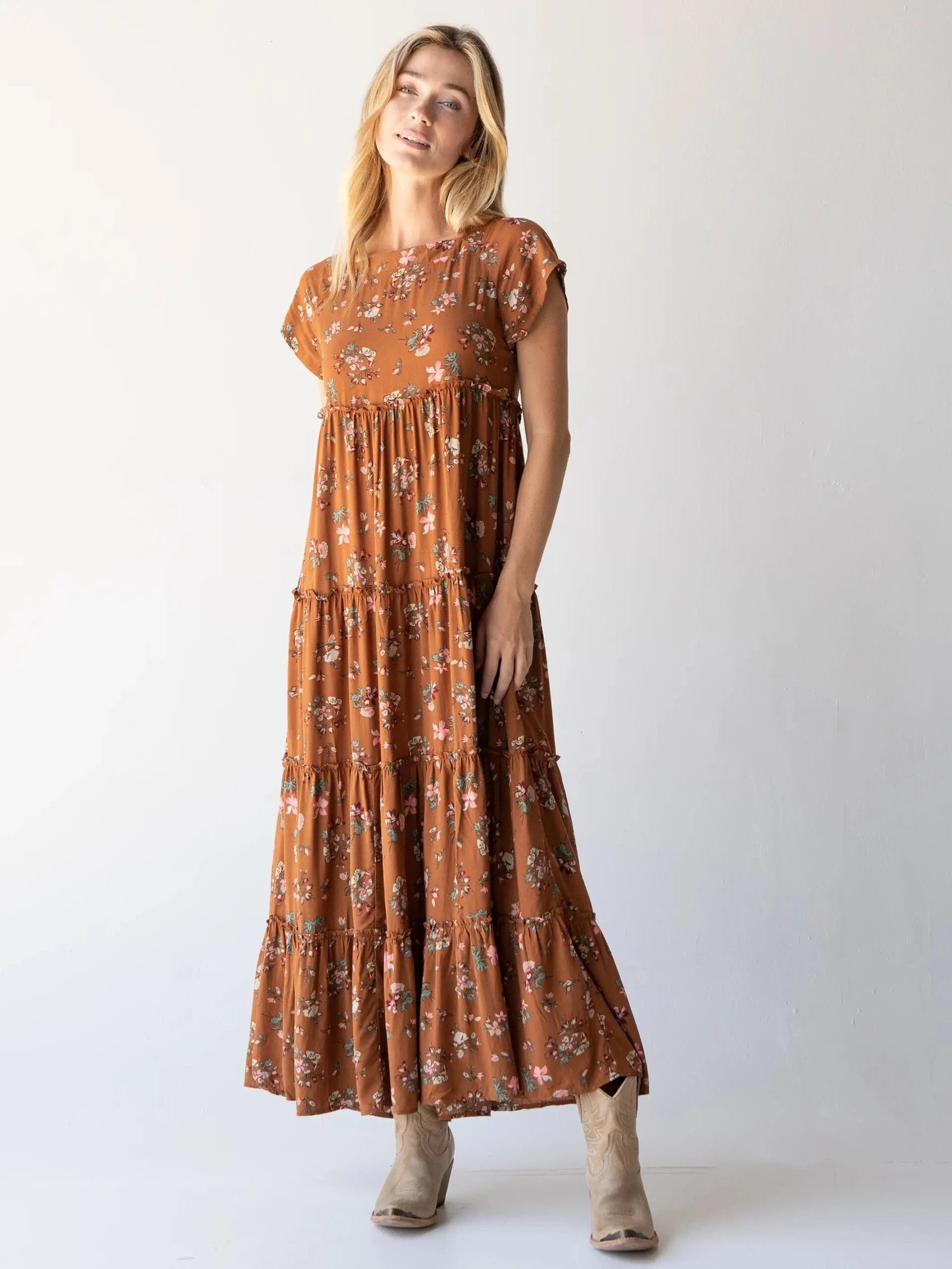 Natural Life Berkley Maxi Dress - Brown Bouquets 2 Natural Life Berkley Maxi Dress - Brown Bouquets - Image 2