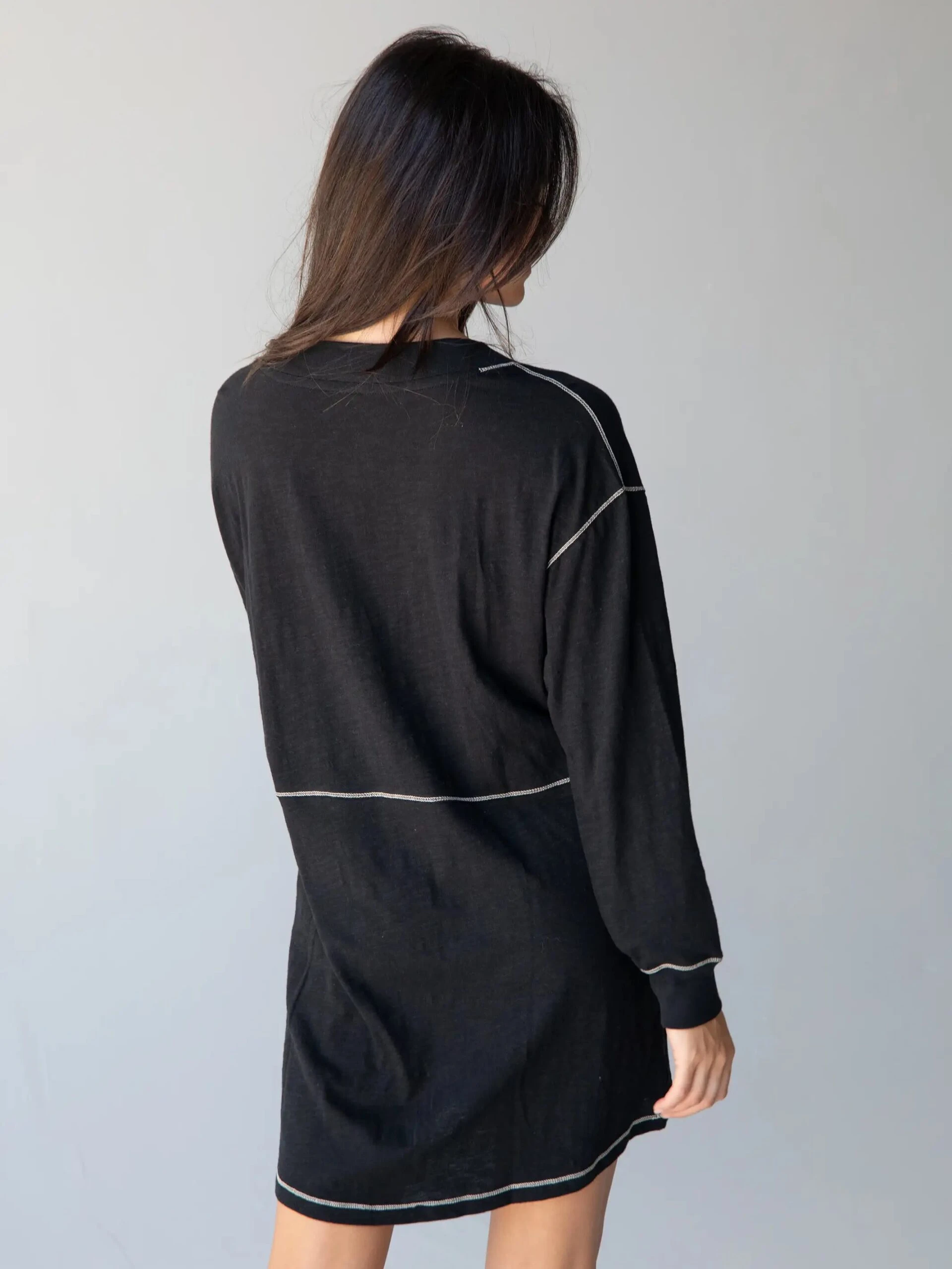 Natural Life Charlie Long Sleeve V-Neck Dress - Black 4 Natural Life Charlie Long Sleeve V-Neck Dress - Black - Image 4